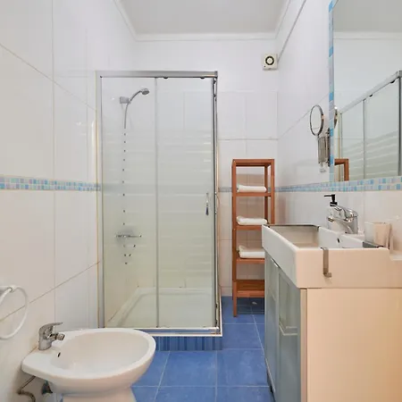 Апартаменты Sunny - Cozy Амадора